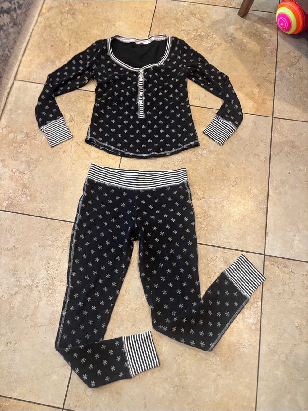 Victoria Secret Starchy Black Star-Print Pajama Set w/Striped Trim size XS/PT
